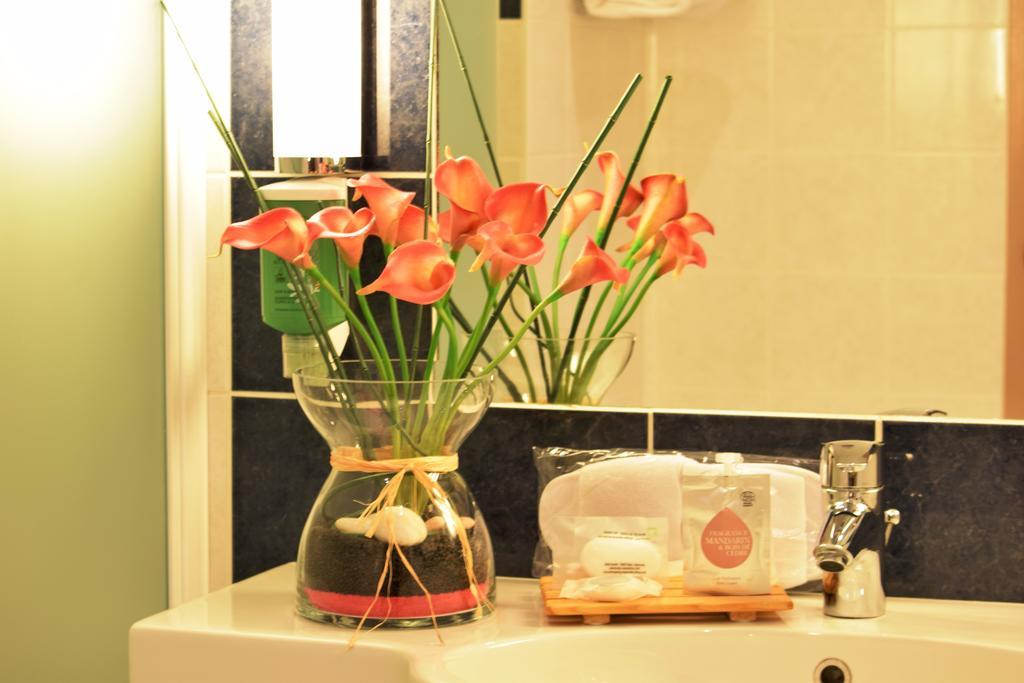 Kyriad Prestige Bordeaux Aeroport Mérignac Екстериор снимка