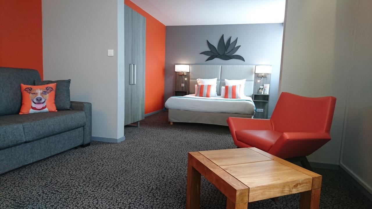 Kyriad Prestige Bordeaux Aeroport Mérignac Екстериор снимка