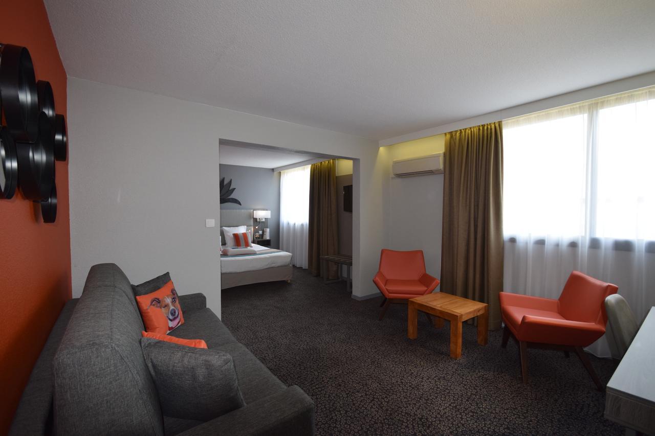 Kyriad Prestige Bordeaux Aeroport Mérignac Екстериор снимка